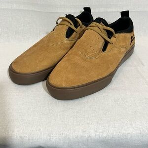 Lakai Footwear Riley 2 Brown Suede Slip On Shoes Men’s Size 9.5 MISSING INSOLES